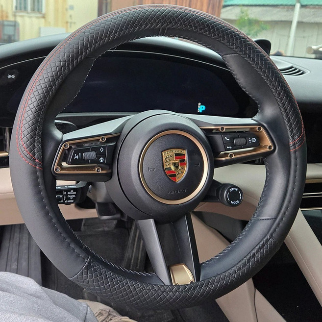 픽커리 논슬립 3D 자동차 운전대 핸들 커버, 블랙