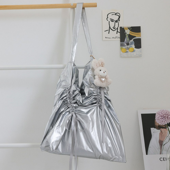 에브리테일 리본 셔링 에코백 나일론 숄더백