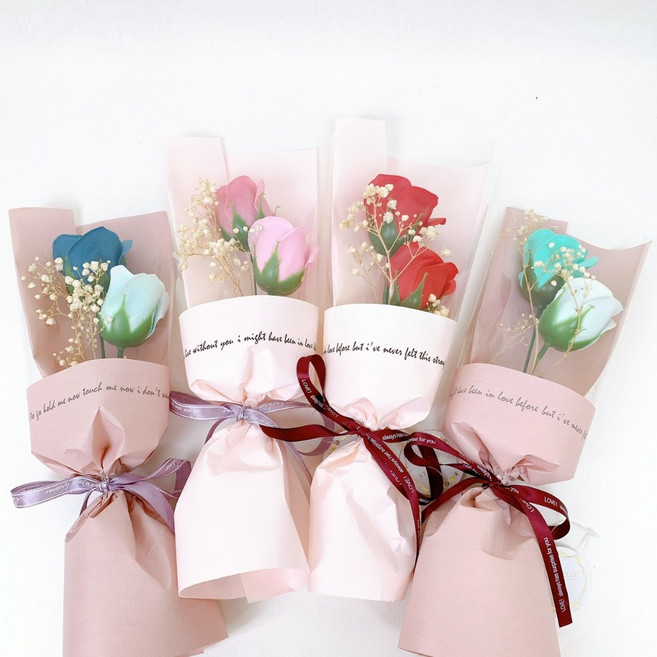 品華選物 畢業花束 玫瑰花束 兩支 父親節 母親節 情人節 手工花禮, 1個, 2朵香皂花花束(可於備註標記色號)