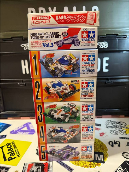 TAMIYA 田宮 四驅車《四驅郎組合套裝》皇帝號 超皇帝號 原始皇帝 地平線 大帝號 改裝套裝 流星號 鍍金, 1個