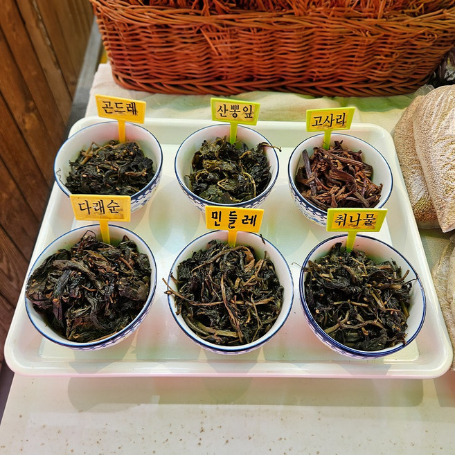 25년 수확 산지직송 국내산 햇 건나물, 1개, 모듬나물 100g