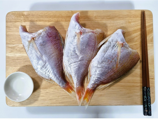 반건조 두절참돔 두절꽃돔 100%자연산 반건조참돔 반찬용 꽃돔 (참돔), 1개, 1 Kg 이상 (3-5미)