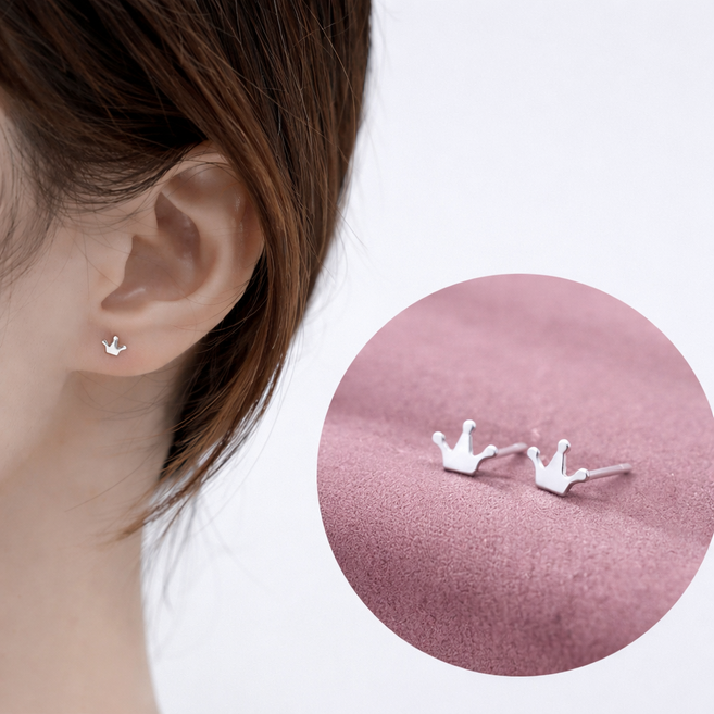 백송 은빛 쁘띠 포인트 왕관 귀걸이 은침 데일리 미니 크라운 티아라 레이어드