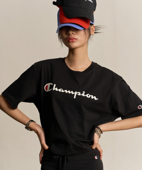 CHAMPION 빅 스크립트 로고 코튼 반팔 티셔츠 Black 198247