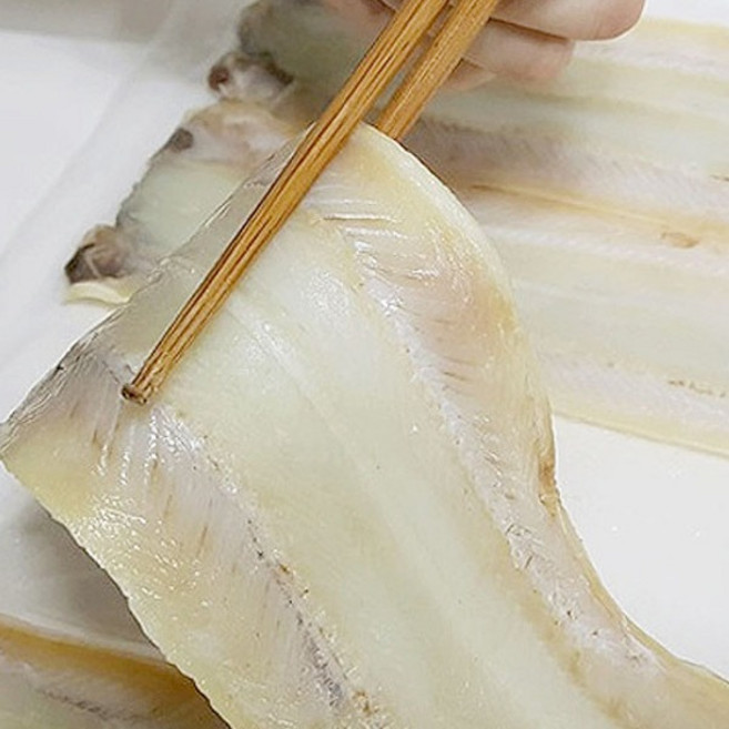 100% 국내산 통영 반건조장어 (대) 3미 소스포함 붕장어 장어구이