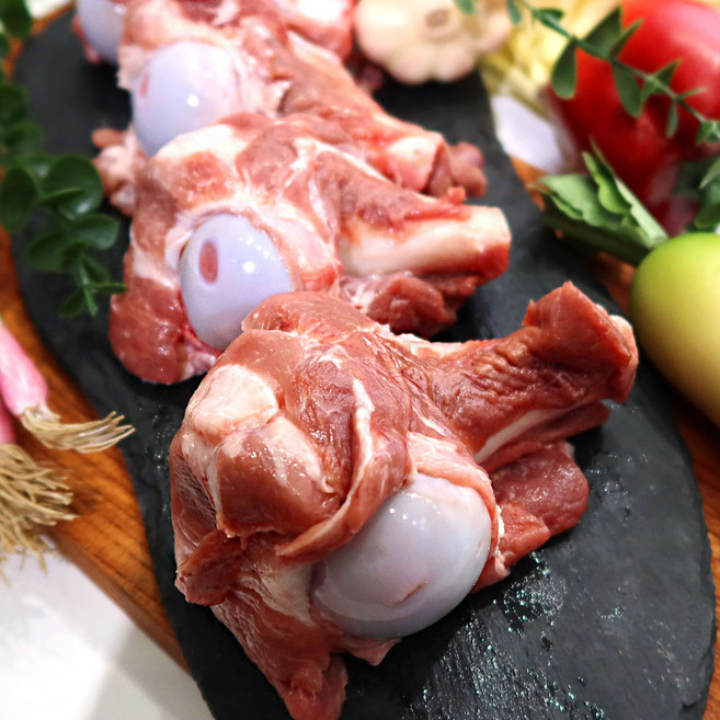 [대국맛짱] 국내산 한돈 [ 고기붙은 돼지앞사골 ] 돼지사골 [일요일/당일발송], 1개, 4kg