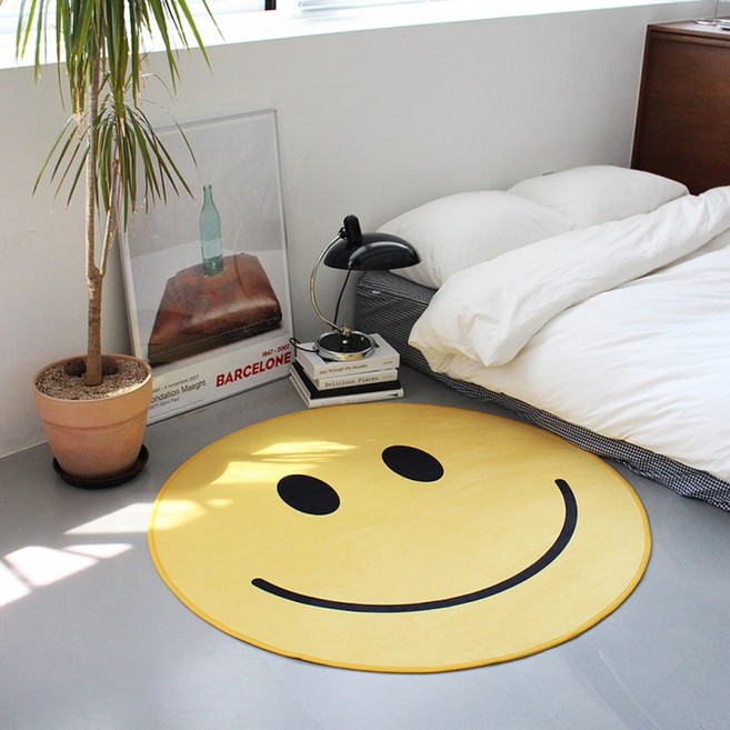 스마일 원형러그 아이방 러그 사계절 방수 거실 카페트 옐로우