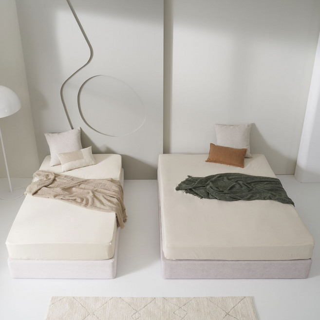 [숨결]저렴한 무헤드 평상형 조야 아쿠아 패브릭 침대프레임 하단 파운데이션 SS/Q/K/LK 2colors 시리즈 대량주문 호텔침대 레지던스침대 에어비앤비 호텔 주문제작, 크림, 사이즈:슈퍼싱글 1100 / 컬러:크림