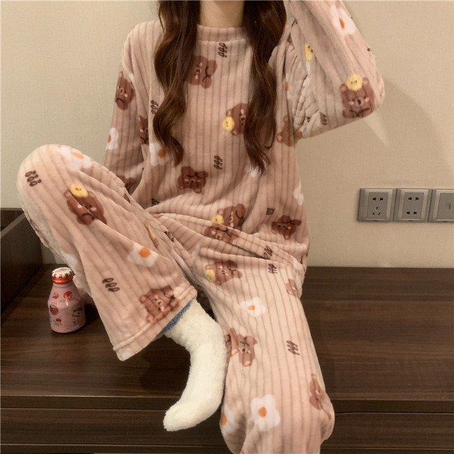 翠樂絲 小熊蜜桃保暖居家服 冬季珊瑚絨長袖兩件式睡衣組