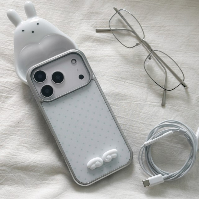 화이트 블랙 도트 입체 천사 엔젤 윙 날개 아이폰 갤럭시 맥세이프 케이스 폰케이스