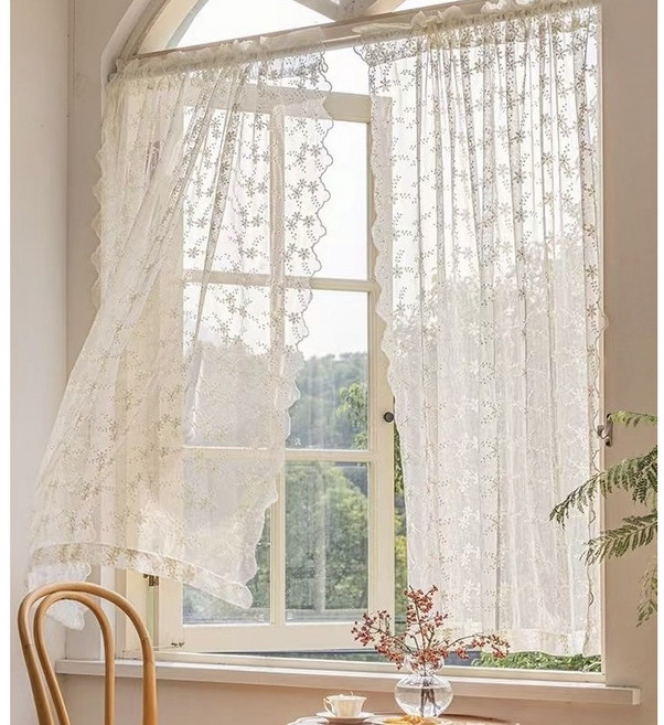 데미이엔 꽃송이 자수레이스 커튼 봉집형 2장