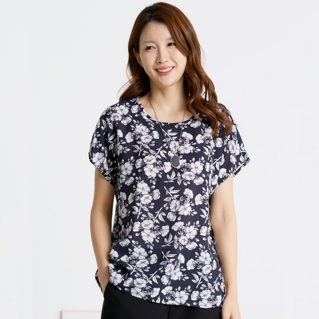 여성용 인견 가오리 블라우스 여름 시원한 반팔 티셔츠 엄마옷