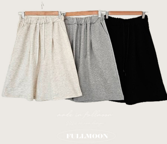 라인 핀턱 와이드 버뮤다 팬츠 남녀공용