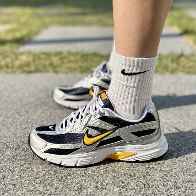 나이키 INAT 남성 이니시에이터 운동화 4종 런닝화 헬스화 조깅화 발편한 신발 슈즈케이스 세트