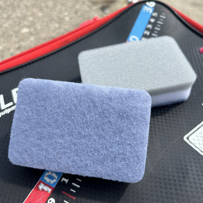 피싱도어 낚시 밑밥통 세척 수세미 바다밑밥 청소솔, 1개, 아이보리