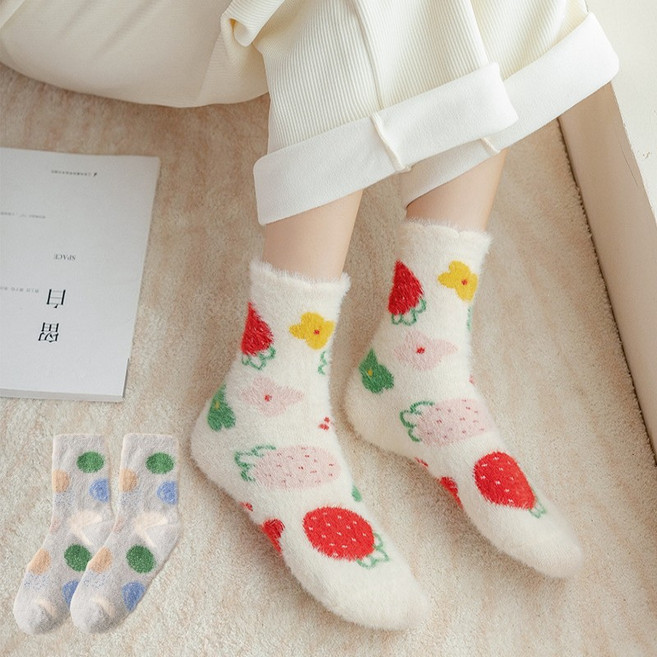 여성 밍크 수면양말 귀여운 디자인 수족냉증 수면 털양말 2족