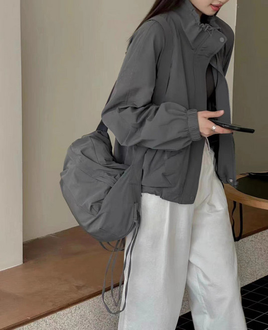 口袋設計感衝鋒衣女新款春秋小個子寬鬆休閒運動工裝夾克外套