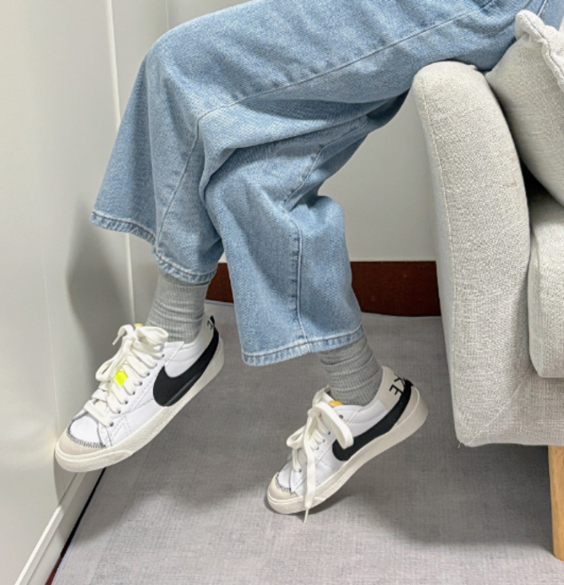 나이키 스니커즈 운동화 보드화 블레이저 로우 77 점보 DQ1470-101