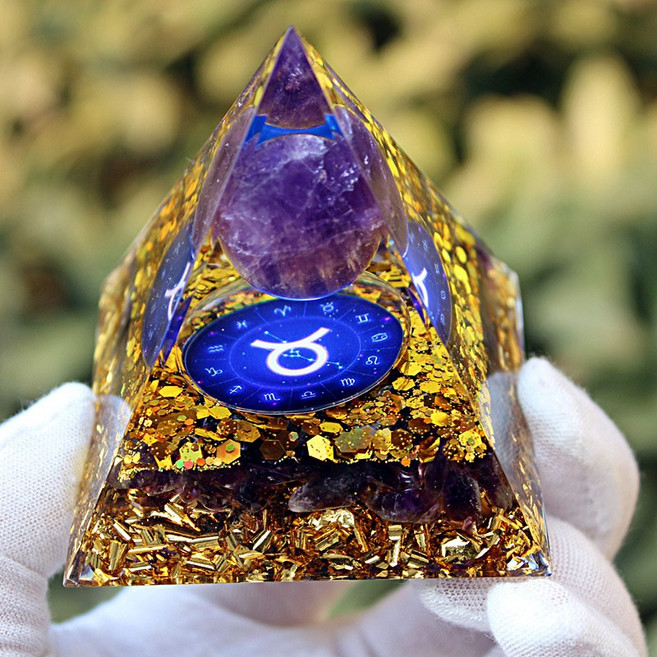 12星座金牛座水晶碎石金字塔家居树脂工艺品桌面办公摆件, 金牛座