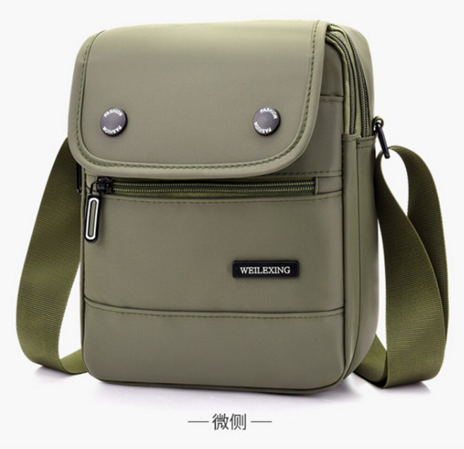 男款胸背包 帆布斜背包 運動休閒單肩包