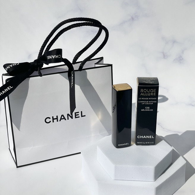 샤넬 루쥬 알뤼르 벨벳3.5g-가볍게 밀차 루미너스 매트 립스틱(쇼핑백), 1개, 3.5g, 136 -멜로디우스