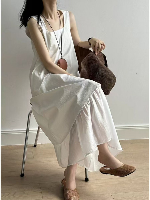 韓系氣質方領微光長洋裝 吊帶 口袋 渡假風 仙氣, 白
