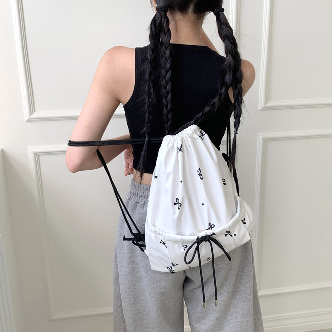 [비마이뮤즈] [생활방수/끈조절가능] 런드리 리본 셔링 포켓 주름 짐색 키치 러블리 백팩 가방