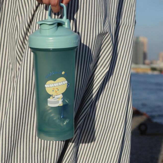 BlenderBottle Classic V2 搖搖杯 植人主義VeganGoal聯名款 28oz 運動健身必備 不含BPA 安全耐用, 1個, 豆師傅(月光石)
