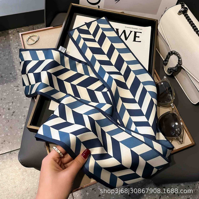 絲巾禮盒春秋小長條絲巾新款百搭高級感圍巾女士襯衫裝飾領巾飄帶