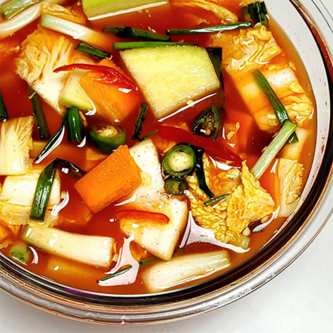 전라도 꽃 김치 수제 나박물김치 칼칼하고 시원한 나박물김치, 2kg, 1개