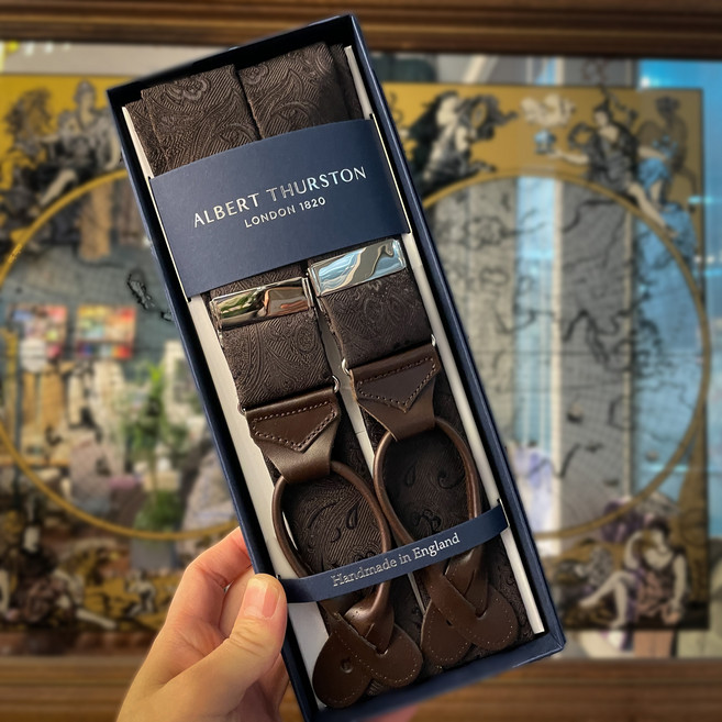 영국수입 알버트서스턴 페이즐리 브라운 Y35mm 버튼온 버튼형 단추형 와이드 Y형밴드 서스펜더 Y버튼 멜빵 Y타입 3점고정 튼튼한 오래쓰는 고급 선물포장 웨딩 남녀공용