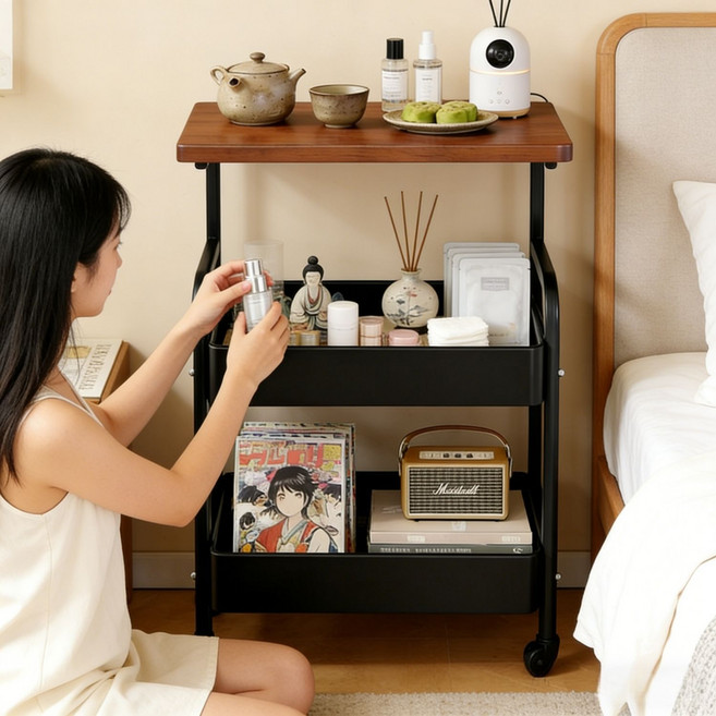 多層置物推車，帶頂部木質桌面，附輪移動收納小推車, 1個, 三層【胡桃面板+黑架】大網籃儲物+可移動萬向輪