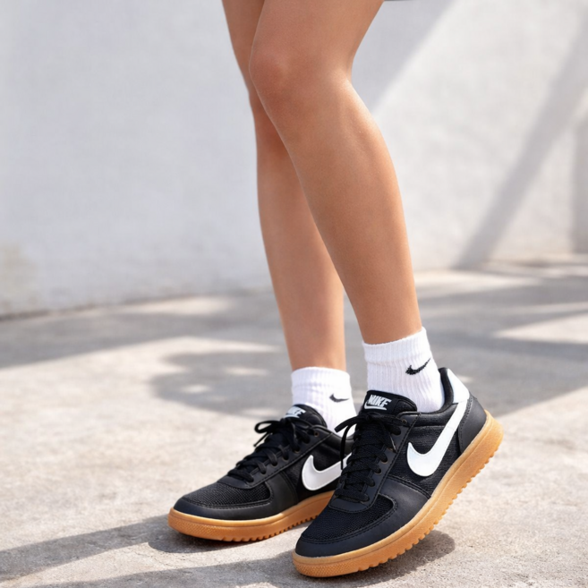 나이키 필드 제너럴 우먼스 데일리 캐주얼 스니커즈 블랙 화이트 스니커즈