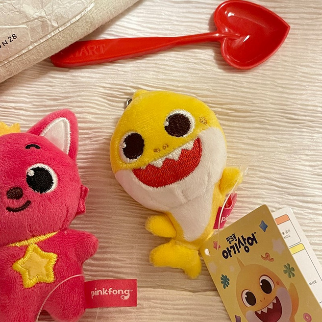 베베핀 핑크퐁 미니 가방고리 인형 키링, 1개, 노란상어 (아기상어), 8cm