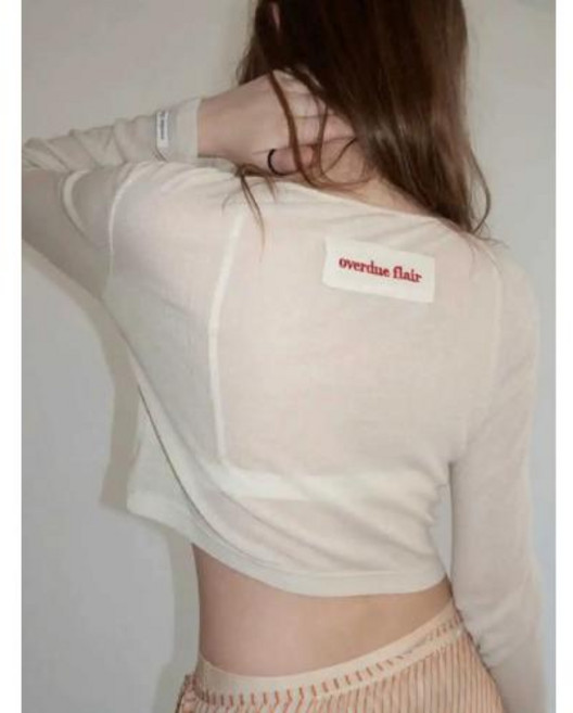 경량 오프숄더 티셔츠 여름 슬림핏 미세 통기성 니트 짧은 길이 상의