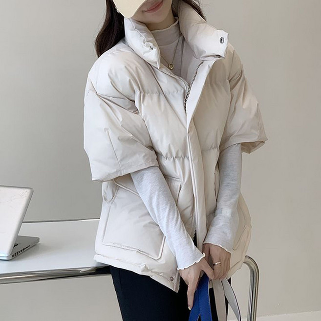 ROYALBELLE 여성 스탠드넥 단색 두꺼운 반팔 패딩 조끼 집업 캐주얼 패션 심플 패딩 조끼 V1101230