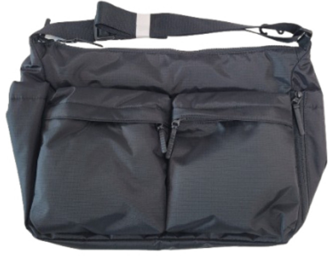 [국내매장] 유니클로 멀티포켓숄더백