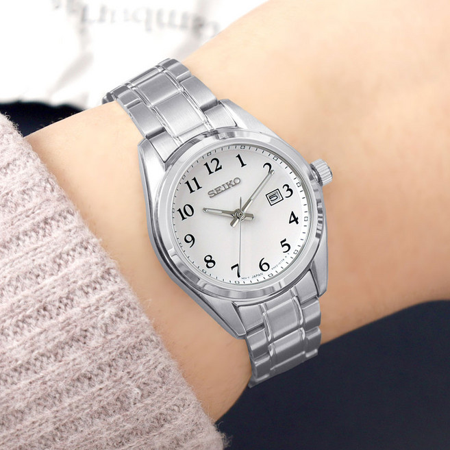 세이코 클래식 슬림 라운드 사파이어 아날로그 여자 캐쥬얼 메탈시계