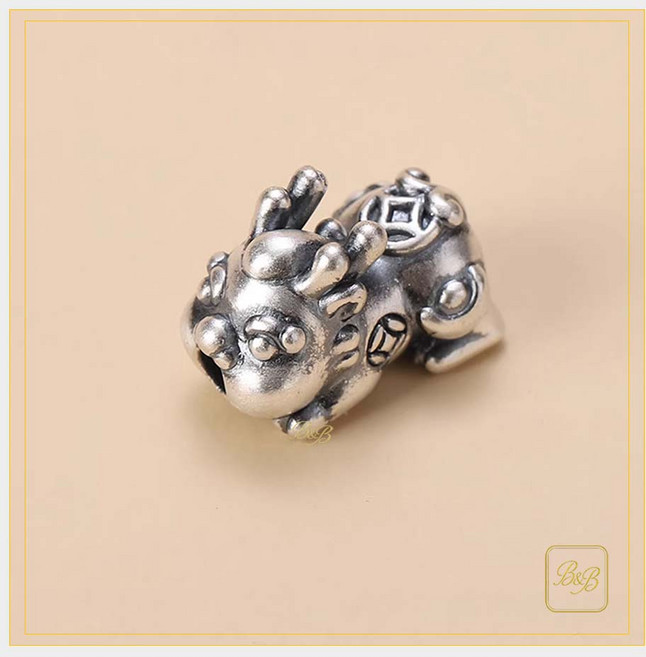 B&B 실버 엔틱 돈과 행운을 물어오는 비휴 참 은비휴 비즈 아기비휴 1+1 판매, 2개