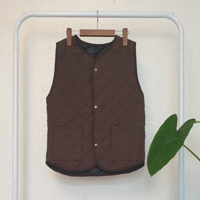 베로니즈 퀼팅 다이아 누빔 조끼 할머니 아기 엄마 숏패딩 니트 깔깔이 패딩 김장 초경량 구스 다운 베스트 데일리 슬림핏 기모 양모 보온 방한 유아 여아 여자 중년 여성