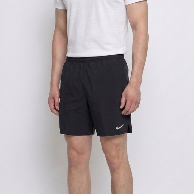 나이키 남성 러닝 트레이닝 팬츠 드라이핏 챌린저 7인치 쇼츠 검정