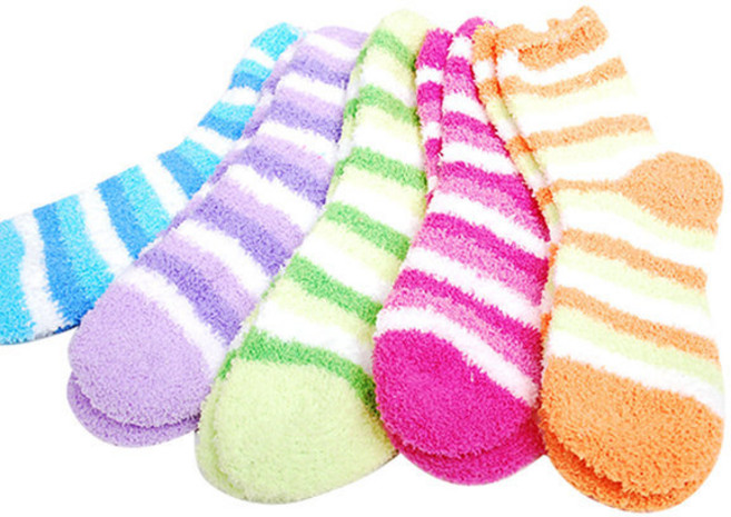 예쁜 수면양말 스트라이프 랜덤 / 데일리 패션 두꺼운