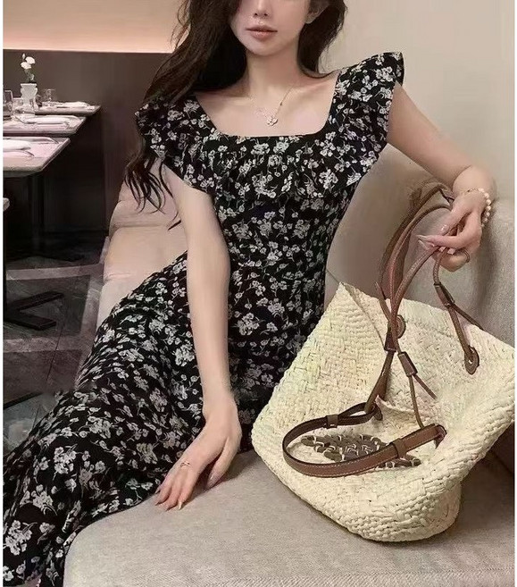 JinG 復古碎花荷葉邊大V領長洋裝, 白花