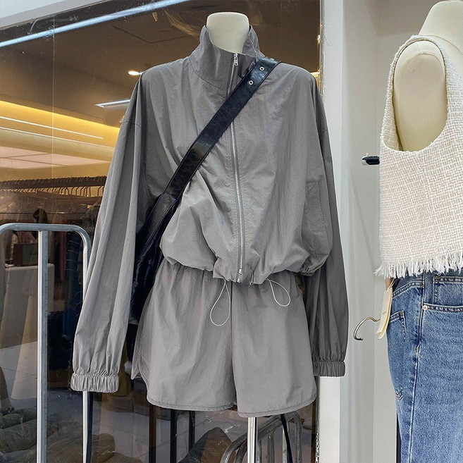 FANSYLI 여성 캐주얼 트레이닝 세트 봄여름 얇은 자외선 차단 세트 패션 카라넥 집업 아우터+와이드 반바지 투피스 W2505M22