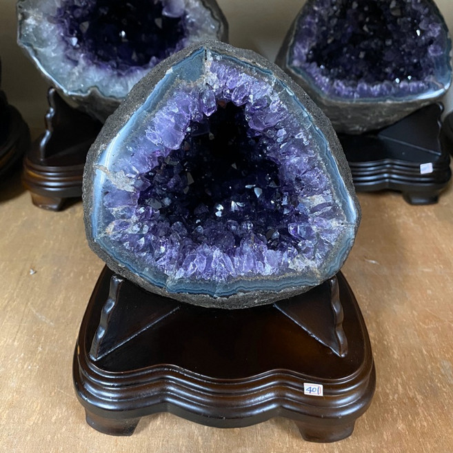 烏拉圭5A紫晶洞 圓洞型紫水晶聚寶甕 財寶袋造型擺件 2.8kg