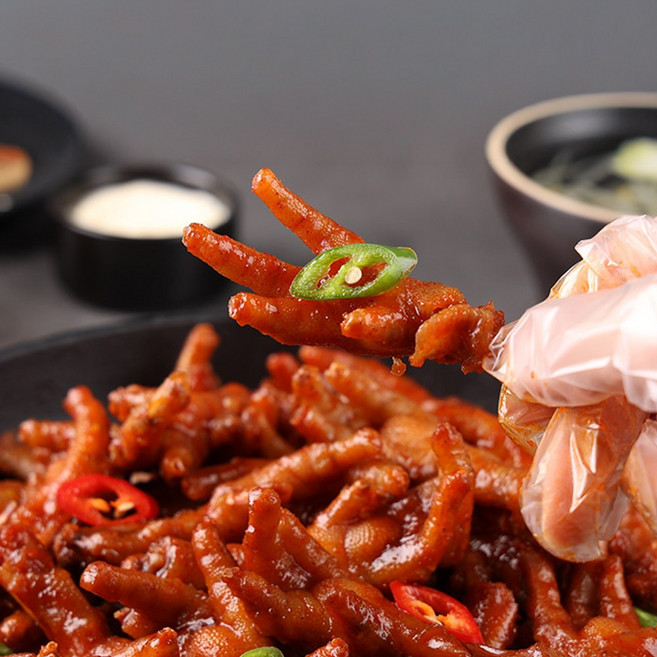 [저세상푸드] 직화 통뼈닭발 300g x 2팩, 2개