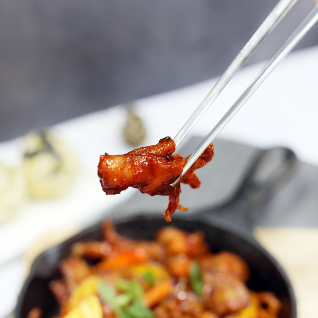 매콤한 술안주 양념무뼈닭발 350g