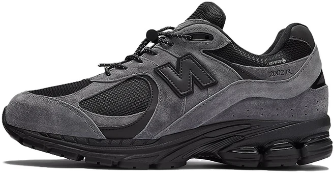 뉴발란스 2002R 고어텍스 캐슬락 남여공용 M2002R(증정품+신발끈 ), 245, M2002RXZ - 쿠팡