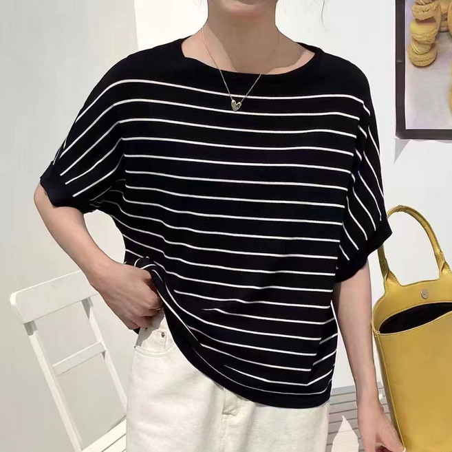 여성 봄 여름 심플 단가라 라운드넥 루즈핏 가오리 5부 니트 반팔티