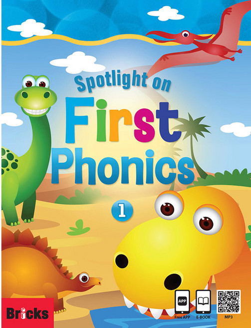 Spotlight on First Phonics 1 (SB + Storybook + E CODE + APP), 사회평론